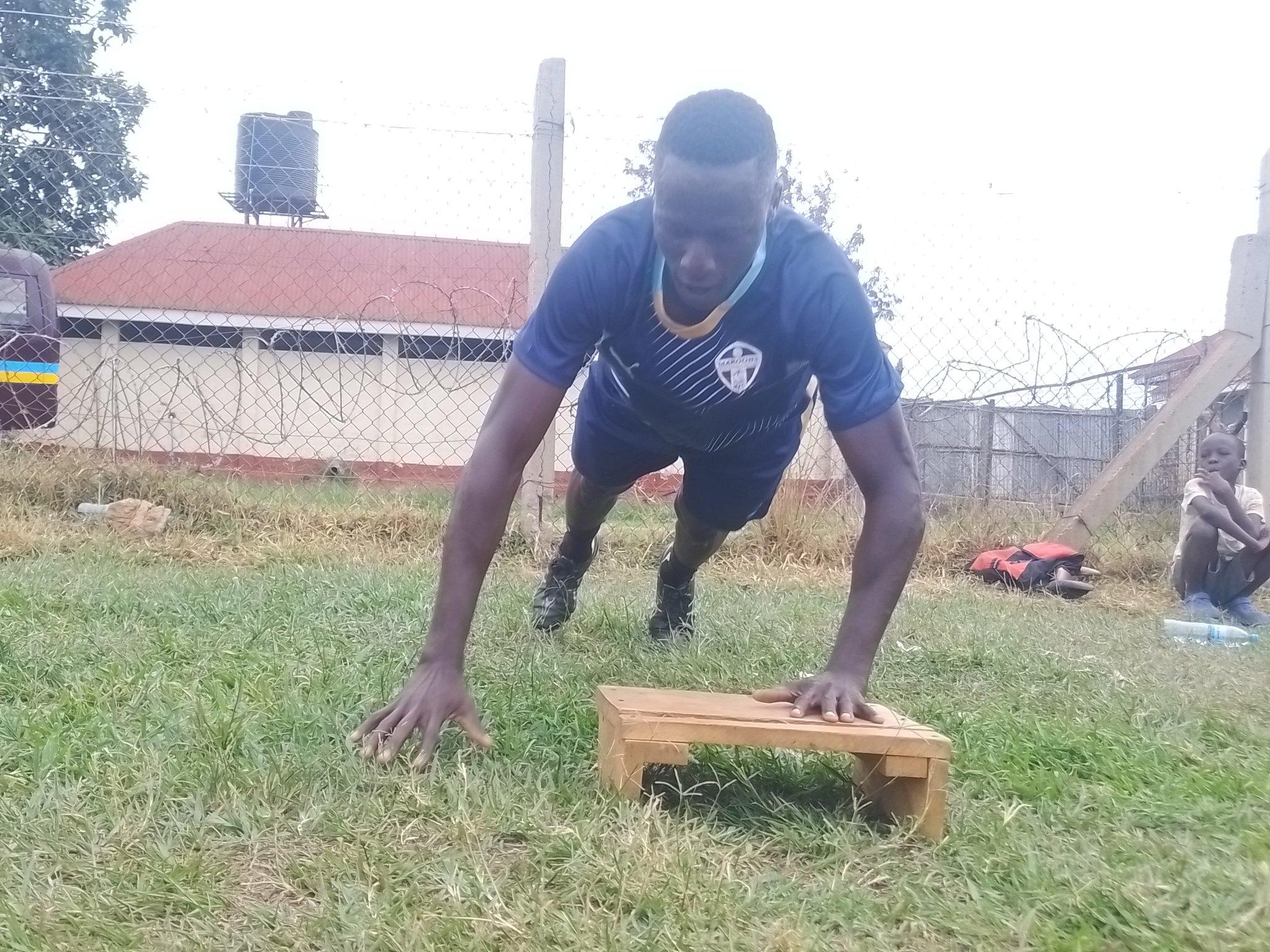 Maroons Football Club 
